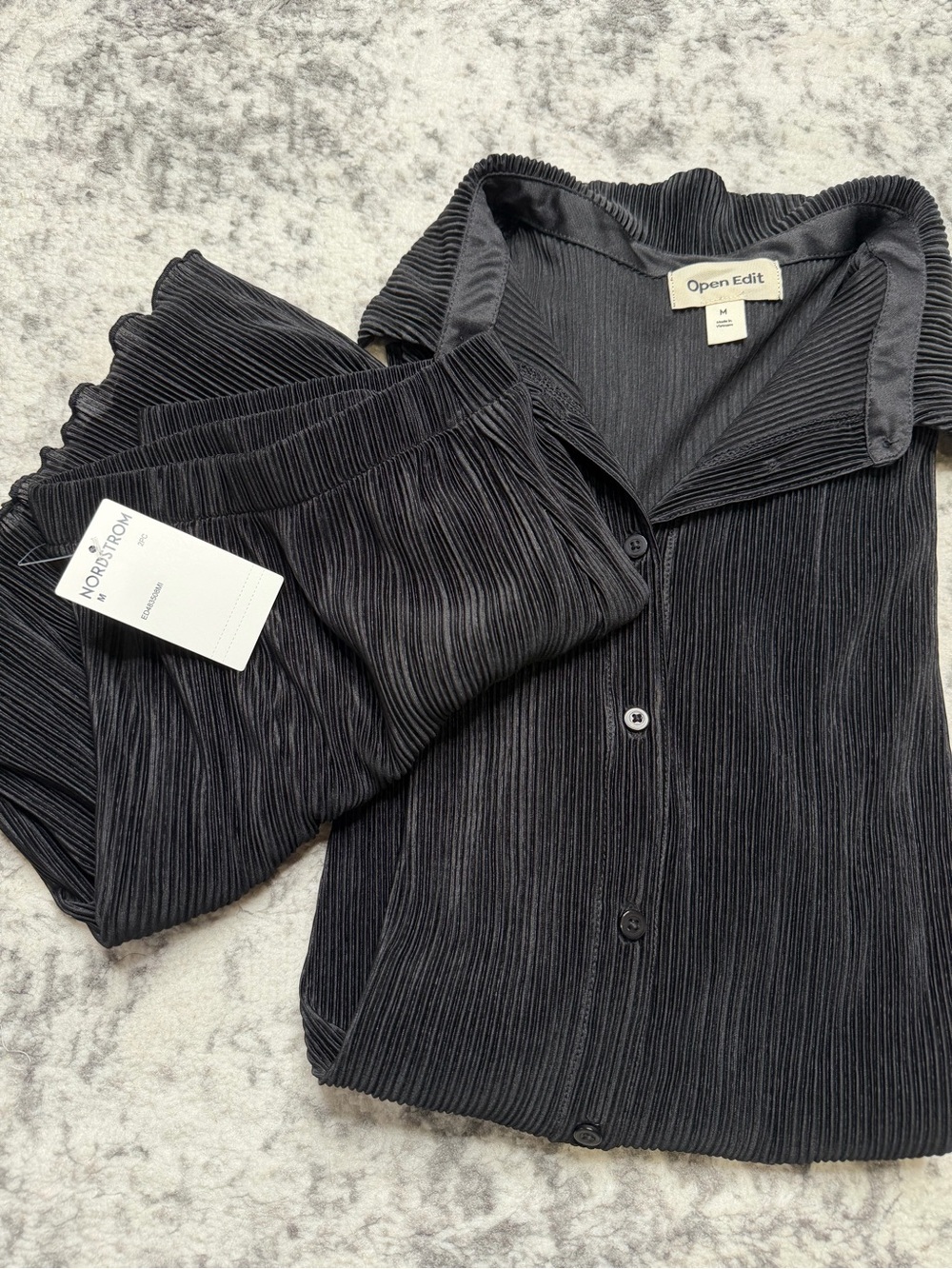 OPEN EDIT NORDSTROM Black Plisse Pleat Two Piece Shorts Pajama Set Medium